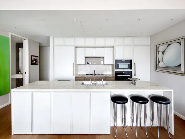 5 Beekman Street 22A image 3 of 6
