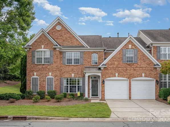 10807 Rogalla Dr, Charlotte, NC 28277