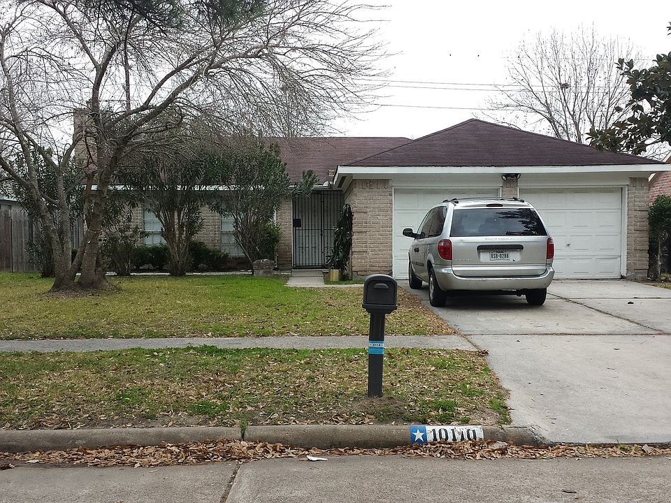 1st image of 10110 Trade Winds Dr