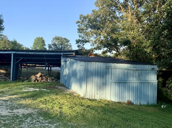 1630 Spout Springs Rd, Clay City, KY 40312