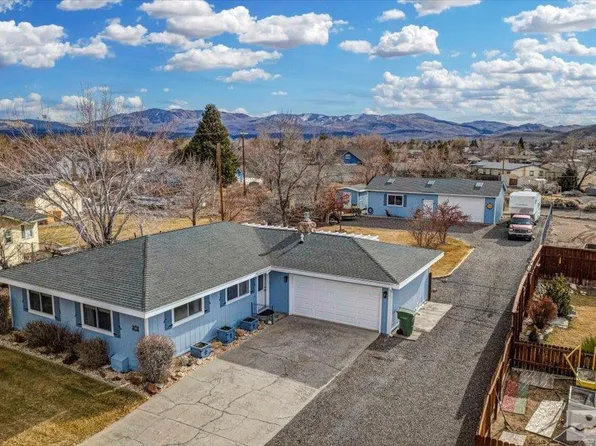 835 Russell Way, Gardnerville, NV 89460