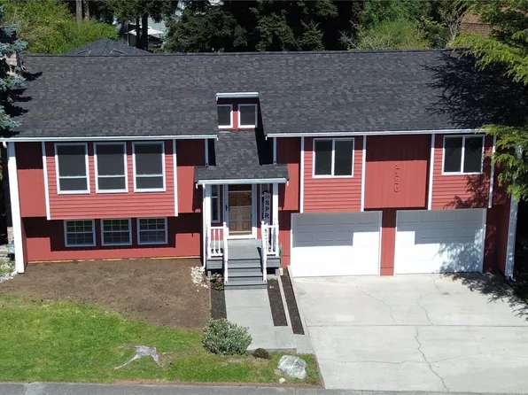 1120 SW 8th Avenue, Oak Harbor, WA 98277