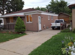 19606 Macel St, Roseville, MI 48066