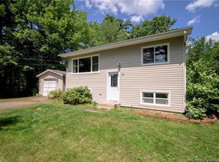 51 Carr St, Burton, NB E2V4C1