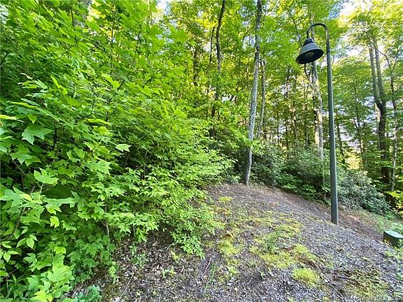 2nd image of 17 Stone Crest Mountain Dr