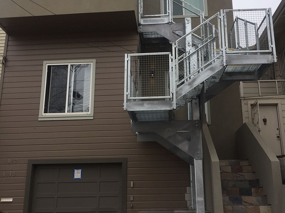 1st image of 1915 18th St