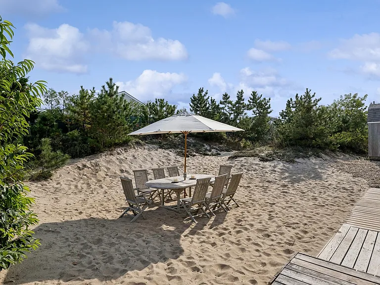Montauk Hwy — Photo 9
