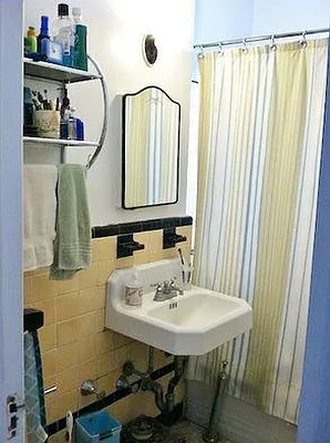 Rented by Azure Realty NY LLC | media 9