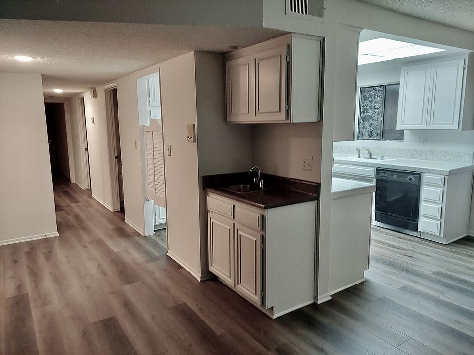 1st image of 12120 Texas Ave APT 301