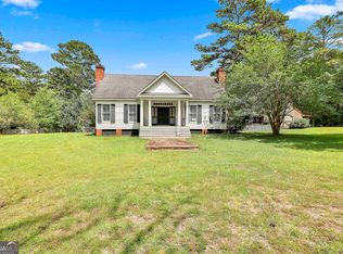 390 Trammell Rd, Moreland, GA 30259