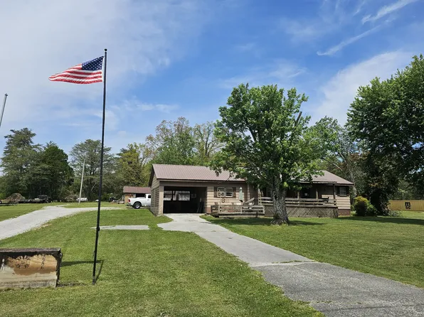 25751 State Route 108, Coalmont, TN 37313