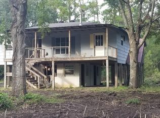 9913 Sam Rd, Moss Point, MS 39562