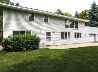 13709 Steven Rd, Burnsville, MN 55337