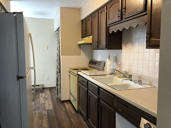 4th image of 3749 N 88th St APT 208