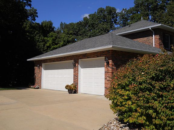 Oversize 3 car garage