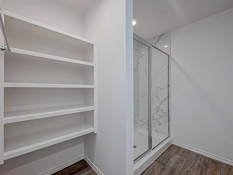 2943 Sycamore Run Ln — Photo 29