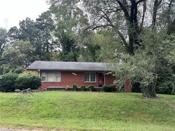3928 Burtis St, Winston Salem, NC 27105