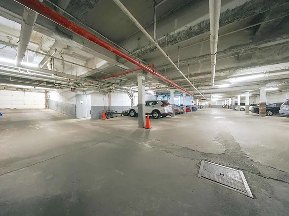 1577 East 17th Street image 19 of 22