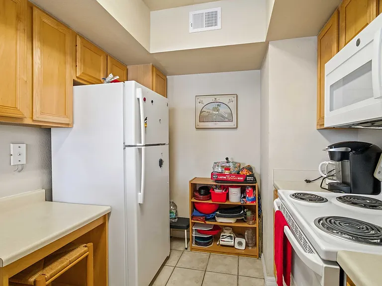 1000 Villagio Cir #201 — Photo 16