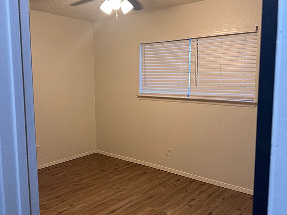 4th image of 4504 Little Hill Cir