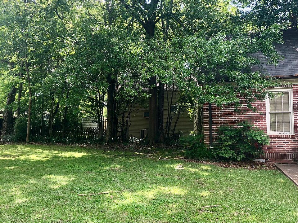 2nd image of 539 Seneca Ave