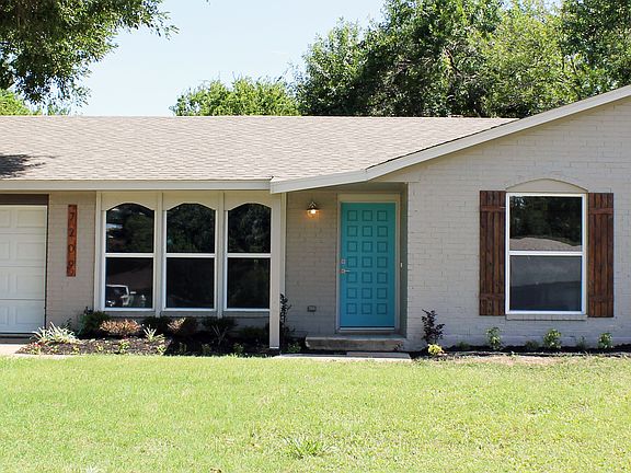 2nd image of 7209 Meadowood Dr