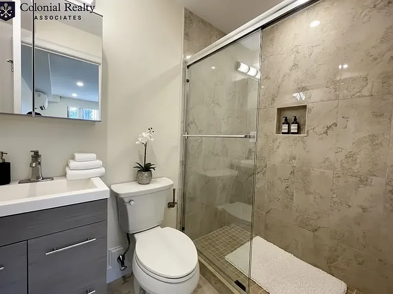 1028 Commonwealth Ave #204 — Photo 13