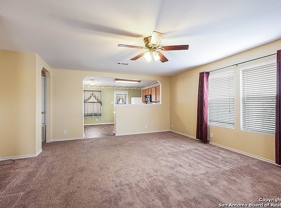 3rd image of 1007 Creek Knl