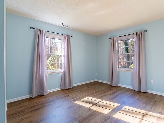 Unit B - Bedroom