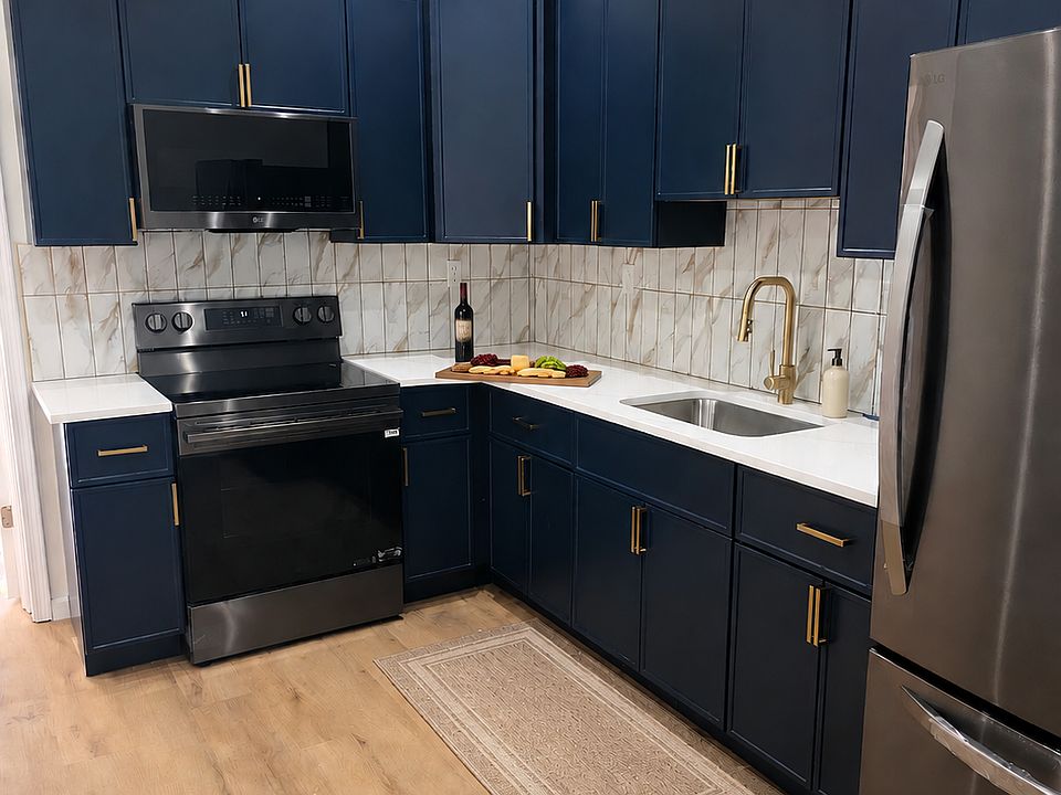 1st image of 463-465 Montclair Ave #463-1