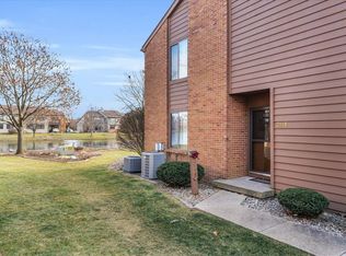 2118 Sunview Dr, Champaign, IL 61821