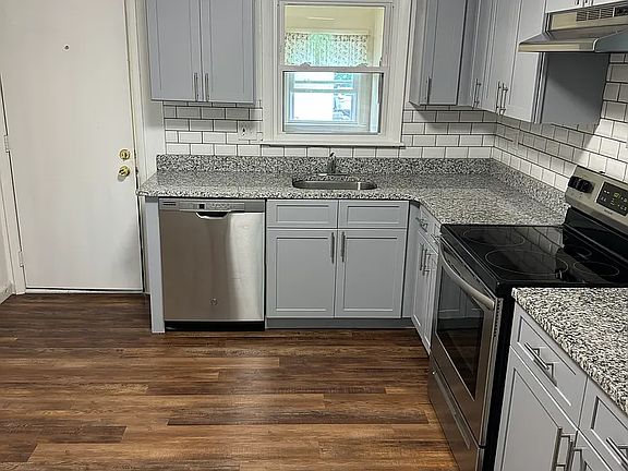 2nd image of 643 Providence St #425-2S