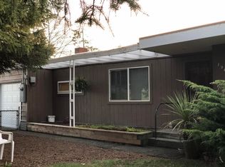 7940 Fairview Rd, Tillamook, OR 97141