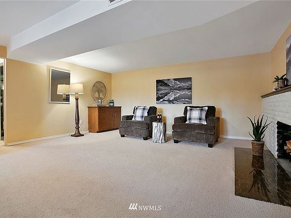 4th image of 8617 NE 133rd St