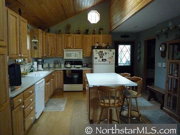 5th image of 1006 Sunrise Beach Dr