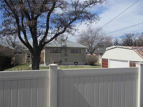 3rd image of 323 N Cody Ave