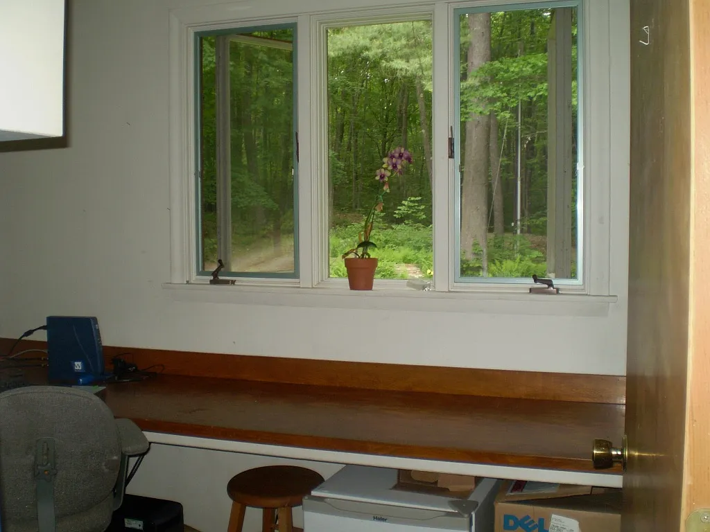 4 bed, 2500 sqft, $925 — Photo 4