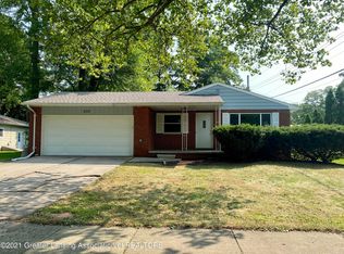 3111 Revere Pl, Lansing, MI 48910