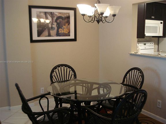 4th image of 404 NW 68th Ave APT 307