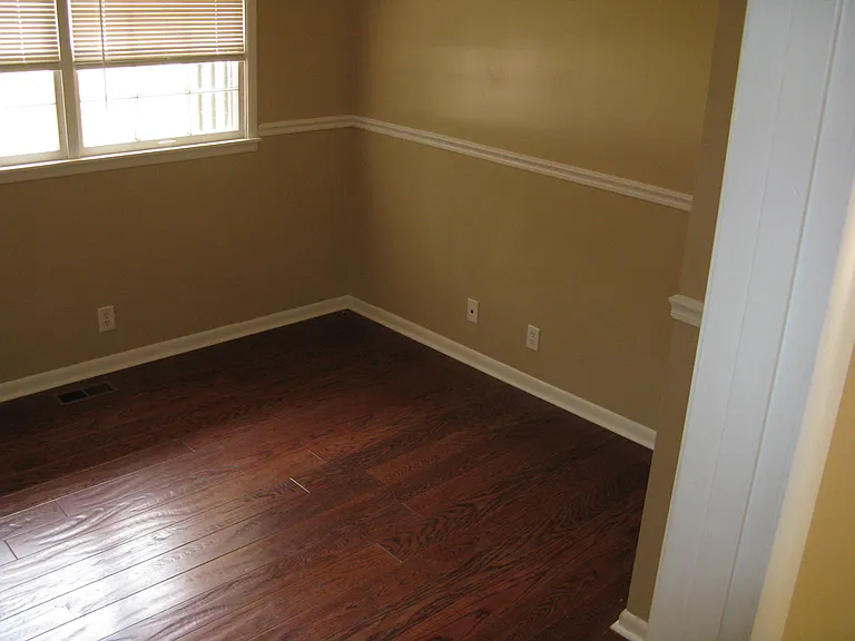 600 Larry Dr — Photo 17