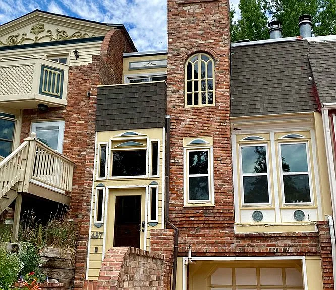 457 Pearl St — Photo 1