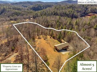 331 Cobblestone Ln, Ferguson, NC 28624