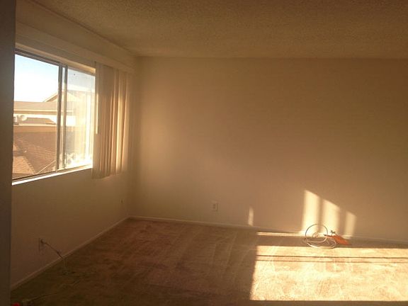 4th image of 2670 E Park Ln APT G