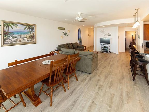 4th image of 3700 Sandpiper Rd #218A