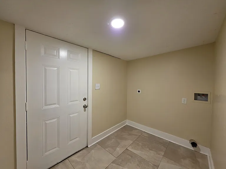 522 E Davilla Ave — Photo 19