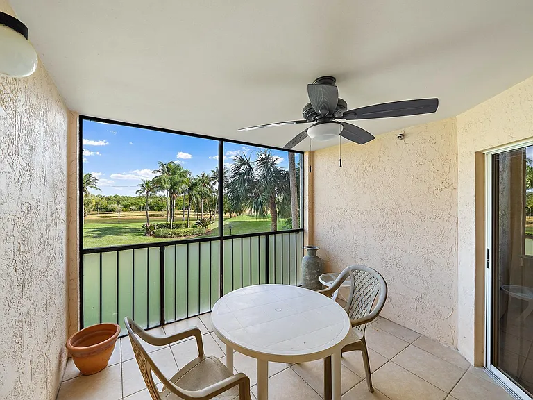 275 Palm Ave #C203 — Photo 8