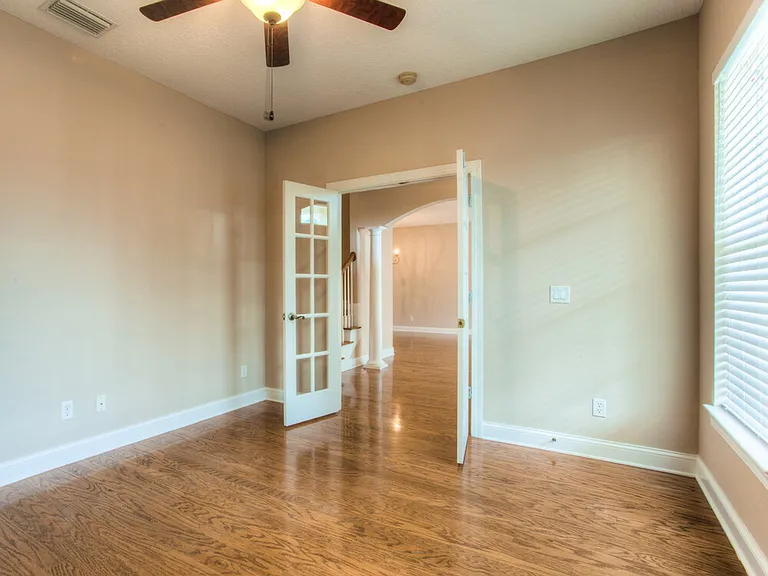 204 Aberdeen Pond Dr — Photo 7