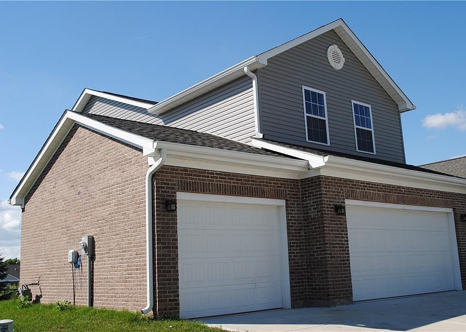 1st image of 832 Hildebrand Dr