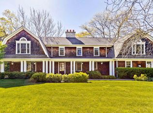 1149 Benson Ln, Libertyville, IL 60048