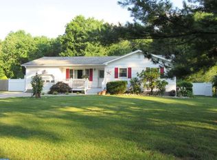 16 Pineybranch Rd, East Windsor, NJ 08512
